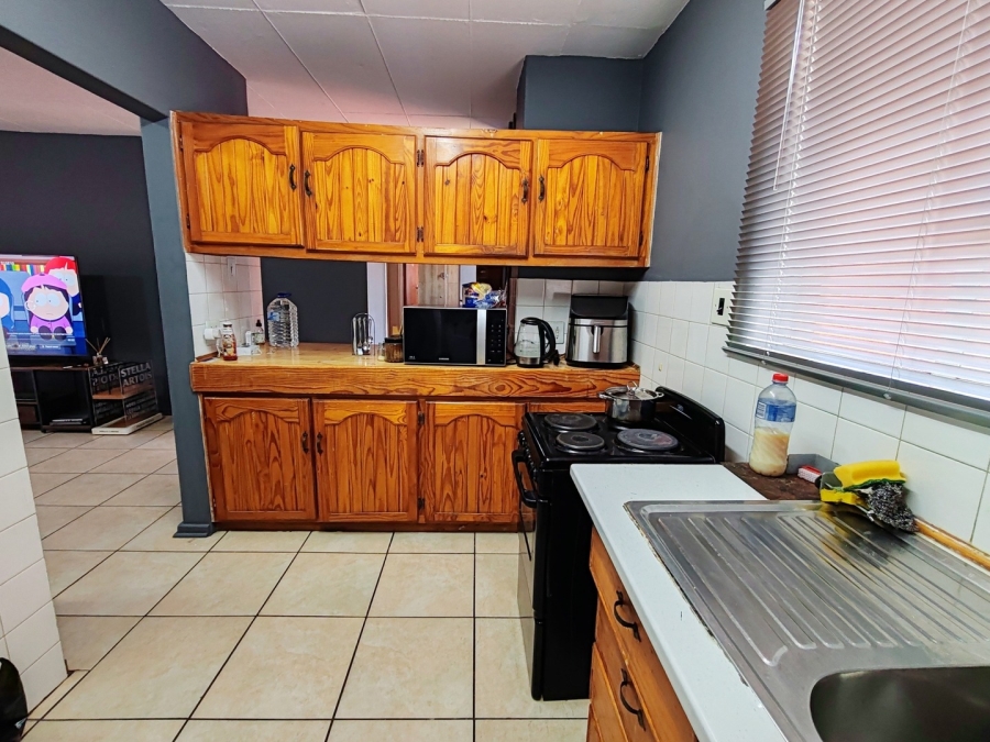 1 Bedroom Property for Sale in Potchefstroom North West